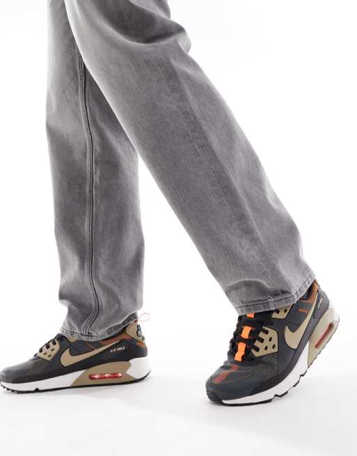 Nike Air Max 90 Drift trainers in dark grey and khaki, 4 of 5