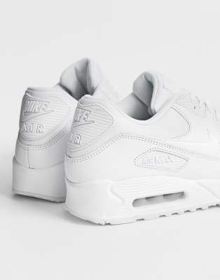 Nike Air Max 90 essential sneakers in 