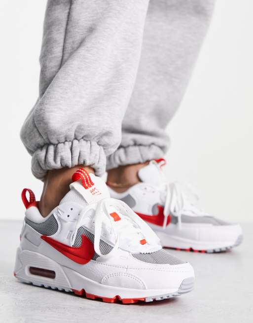 Nike – Air Max 90 Futura – Sneaker in Schwarz und Rot