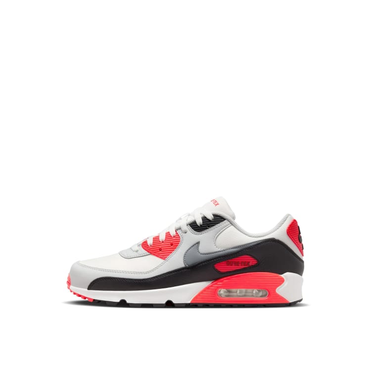 Nike Air Max 90 GORE-TEX sneakers in infrared | ASOS