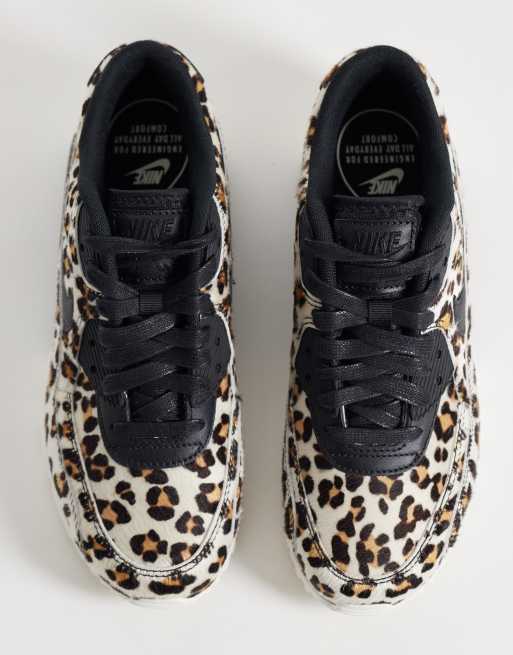 Nike Air Max 90 LX trainers in leopard print, 3 of 5