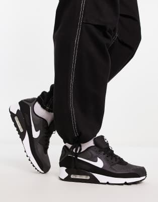 Air Max 90 Recraft - Sneaker in Schwarz und Weiß Schwarz 41