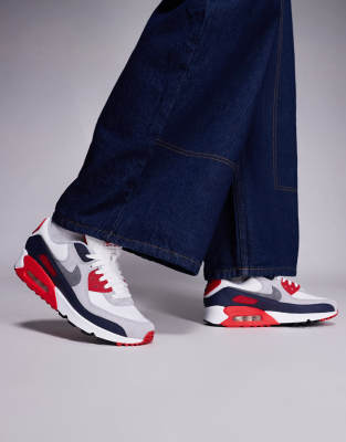 Nike Air Max 90 Sneakers In White
