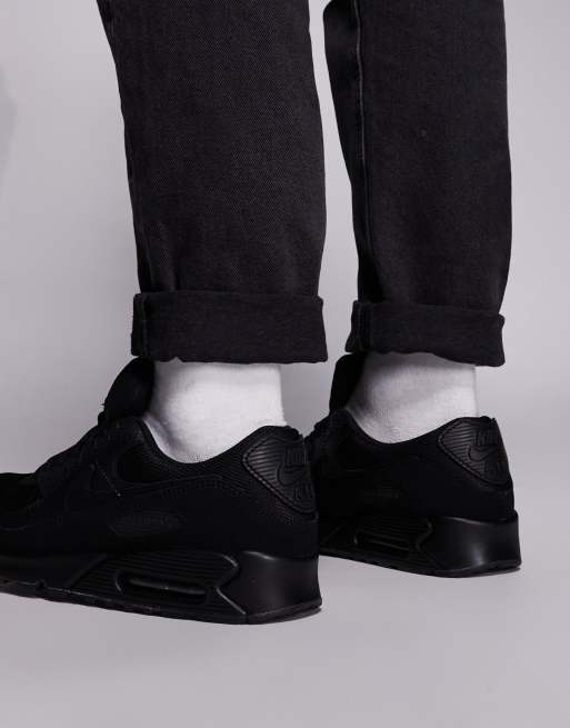 Nike Air Max 90 sneakers in black, 3 of 5