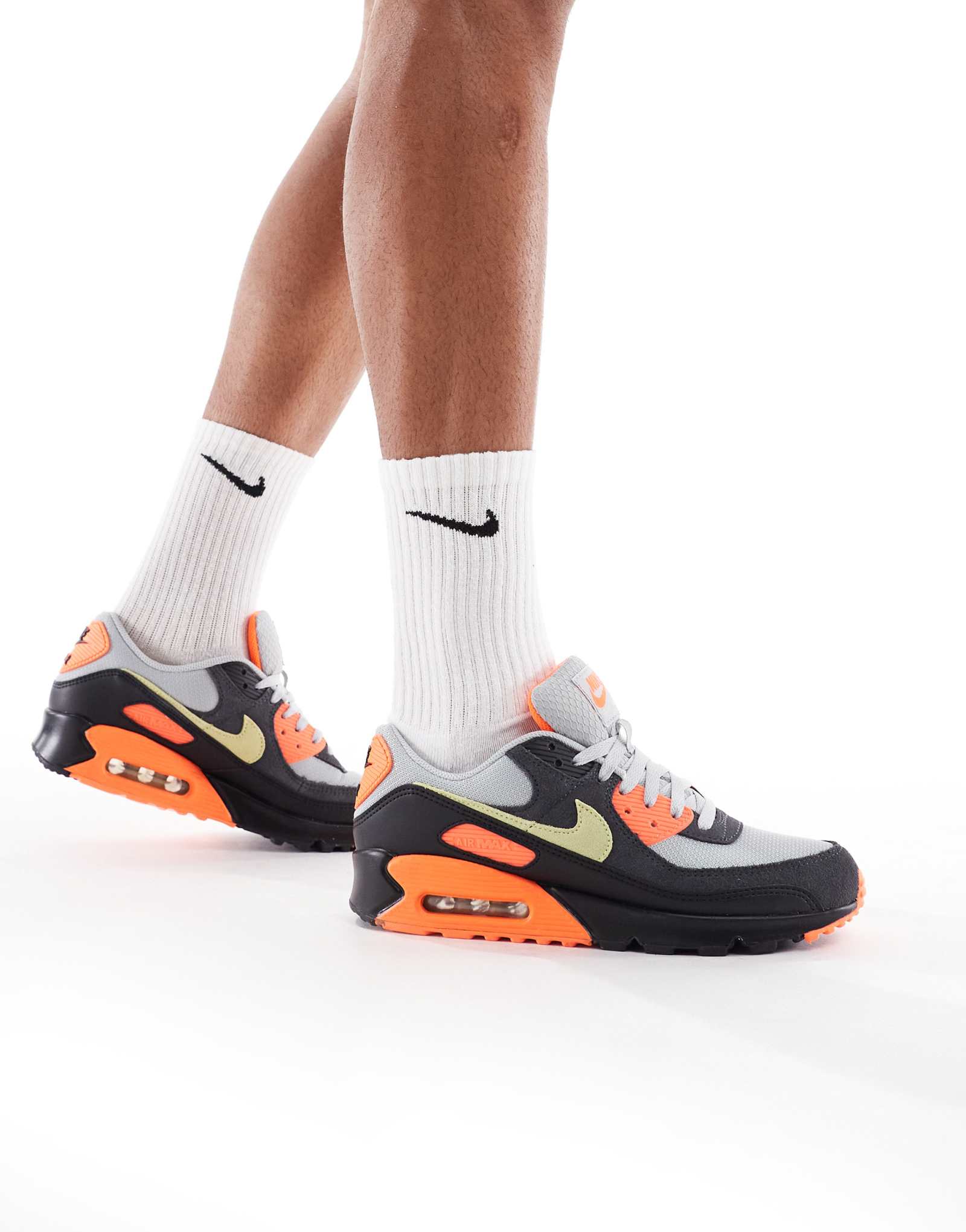 Кроссовки Nike Air Max 90 серого, черного и оранжевого цветов