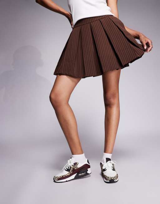 Nike Air Max 90 sneakers in leopard print