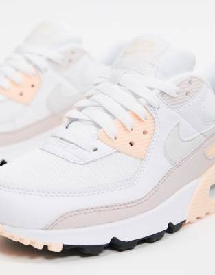 nike air max 90 sneakers in soft pink