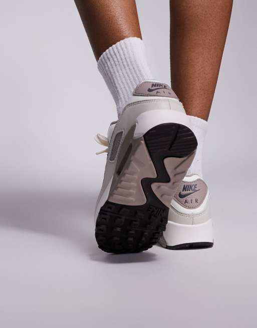 Nike Air Max 90 - Sneakers in wit en bruin met slangenprint, 3 van 5