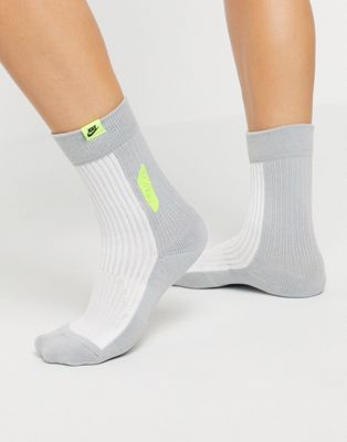 air max sock