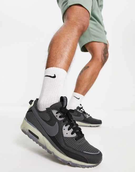 Nike Air Max 90 Terrascape Sneaker in Schwarz und Limettengrun ASOS