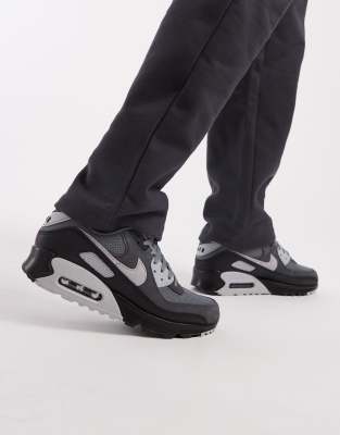  Air Max 90 trainers  and black
