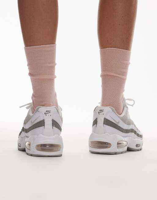 Nike Air Max 95 OG sneakers in white and pink, 5 of 5