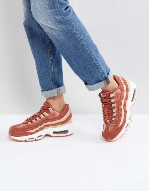 Nike – Air Max 95 – Samt Sneaker in Staubapricot Nike – Air Max 95 – Samt Sneaker in Staubapricot