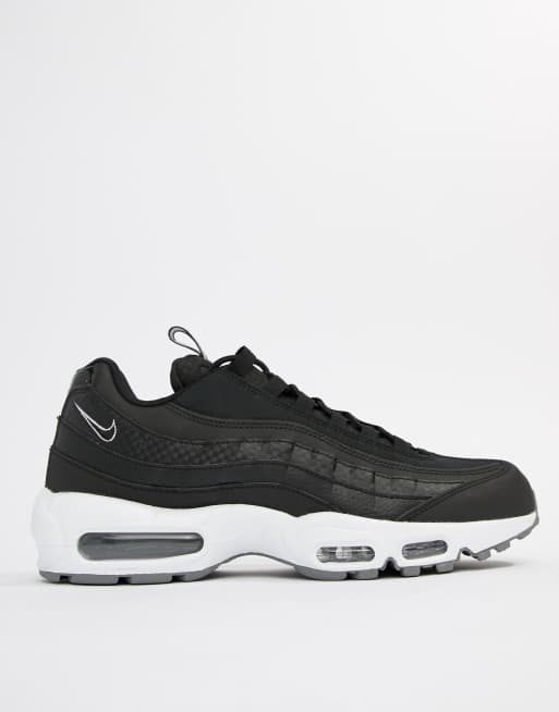 Nike Air Max 95 Se Trainers In Black Aq4129 002 Asos