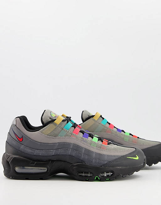 Nike Air Max 95 SE trainers in light charcoal