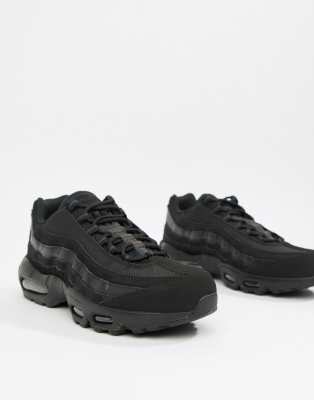 nike air max 95 leather trainers in black