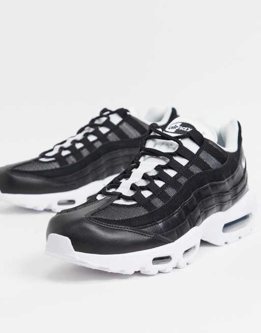 Nike Air Max 95 sneakers in black