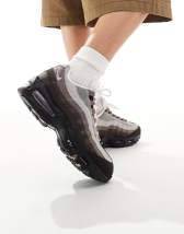 Nike Air Max 95 OG sneakers in triple black