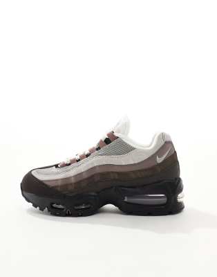 Nike Air Max 95 Sneakers In Animal Print