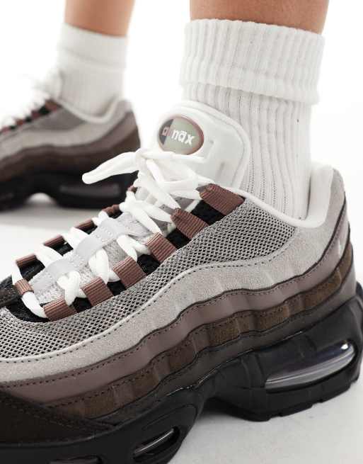 Nike Air Max 95 sneakers in brown & gray