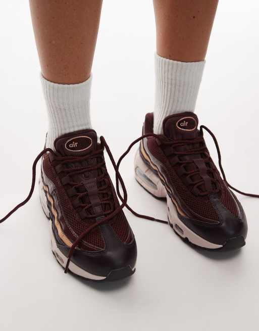 Nike Air Max 95 sneakers in burgundy, 4 of 5