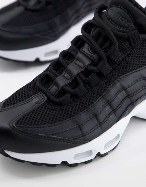 Nike Air Max 95 Sneakers nere e bianche ASOS