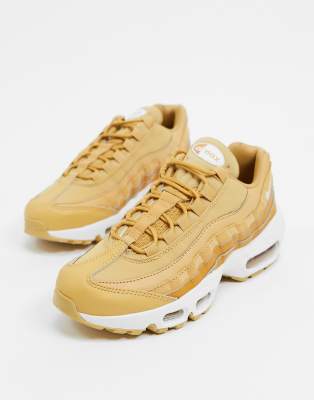 nike beige trainers