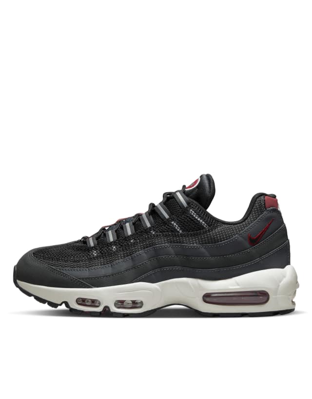 Nike Air Max 95 trainers in grey