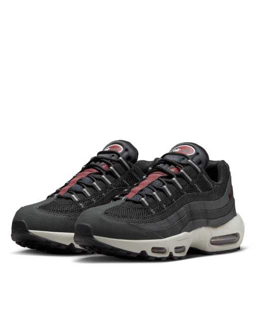 Nike Air Max 95 Essential Trainers