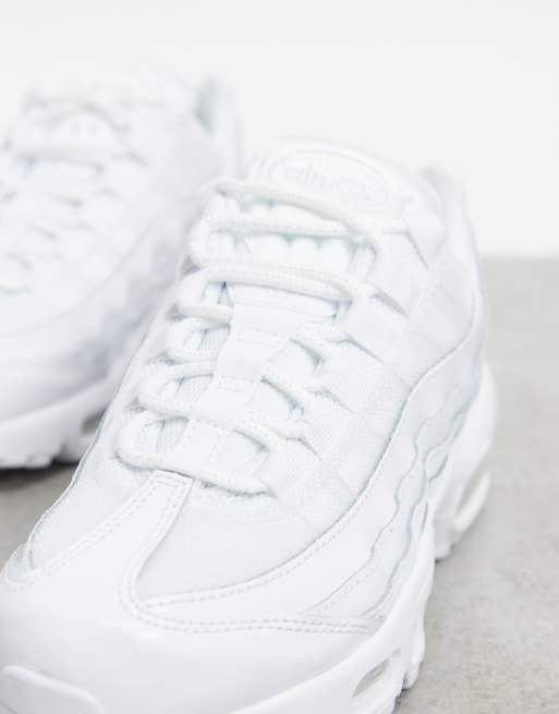 Triple white air outlet max 95