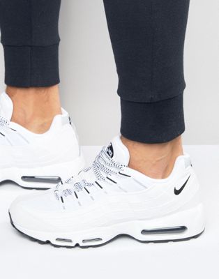 Nike Air Max 95 Trainers In White 