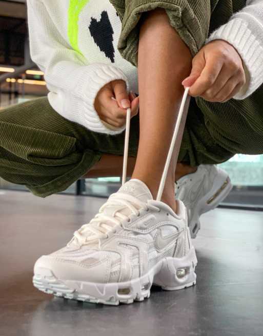 Nike Air Max 96 II trainers in sail cream