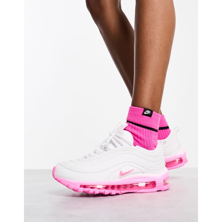 Pink and white nike hot sale trainers