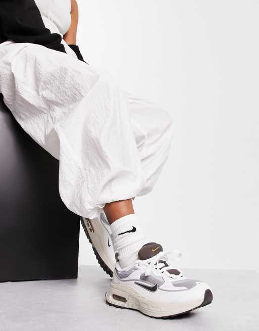 Nike - Air Max Bliss - Sneakers grigio lupo e bianco sporco, 3 di 4