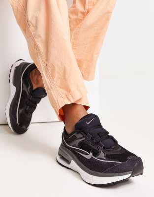 Nike Air Max Bliss Sneaker In Black