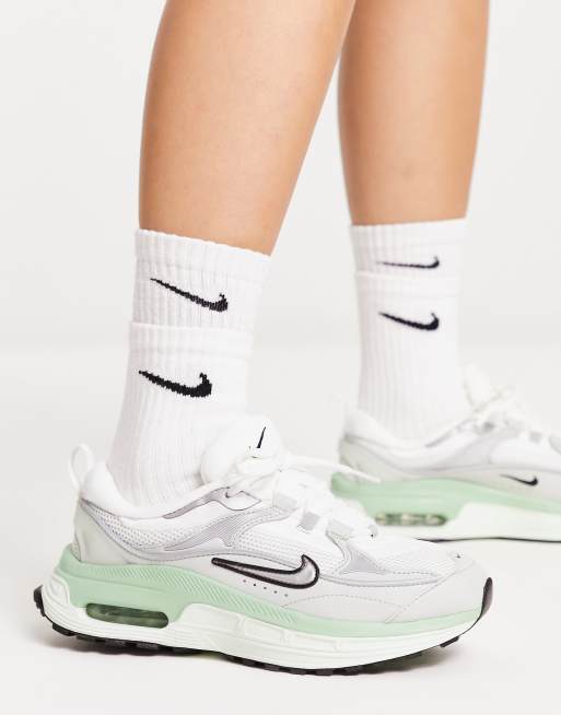 motief klein Geval Nike Air Max - Bliss - Sneakers in wit met zilver en mintgroen | ASOS