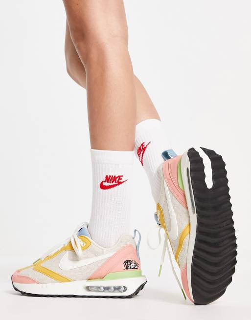 Nike Air Max Dawn SE Sneakers misto colori pastello ASOS