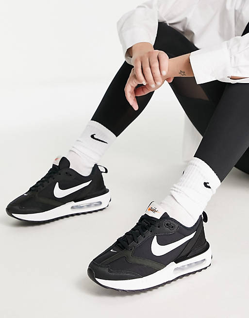 Nike Air Max Dawn sneakers in black/summit white | ASOS