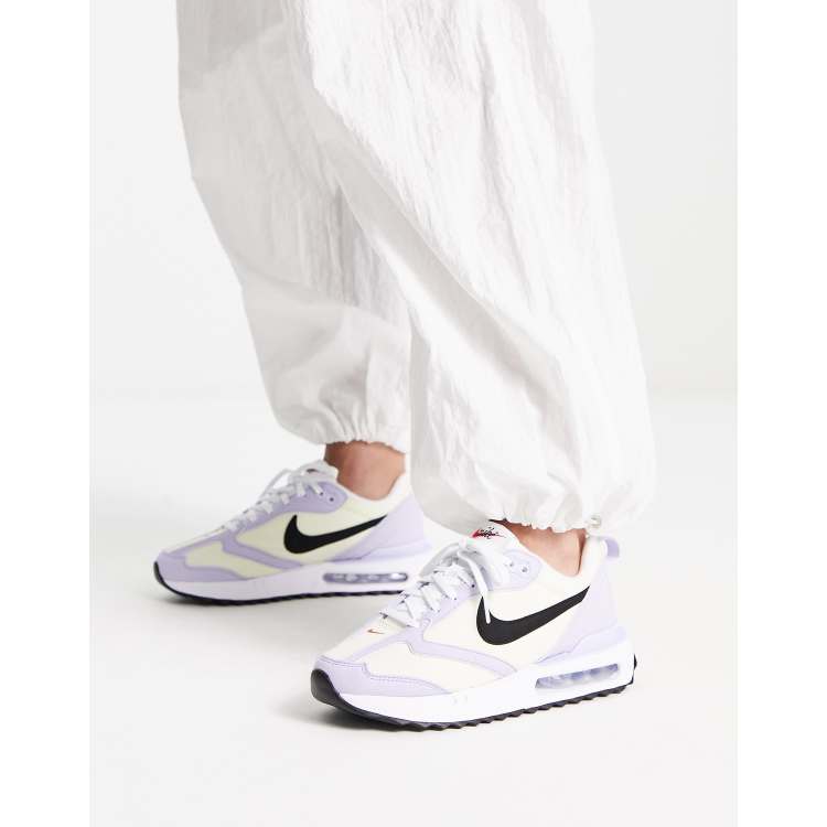 Nike hotsell silver lilla