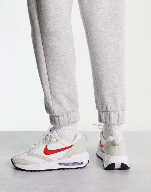 Nike white and red air clearance max