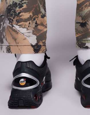 Nike Air Max Dn Sneakers