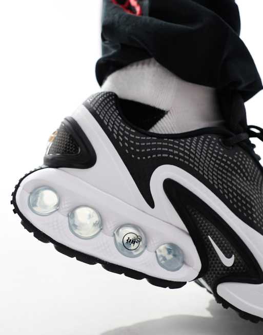 Nike Air Max DN sneakers in black and white, 4 of 5