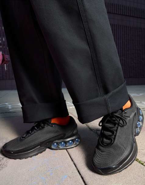 Nike Air Max DN sneakers in black - view 1