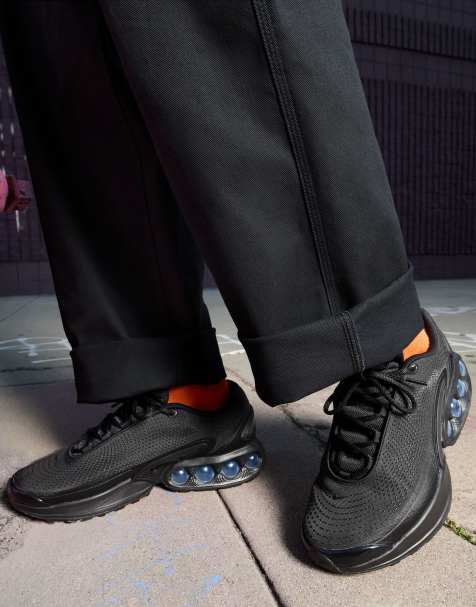 Nike Air Max DN sneakers in black - view 1