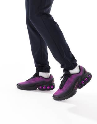 Nike Air Max Dn Sneakers In Purple And Black-green