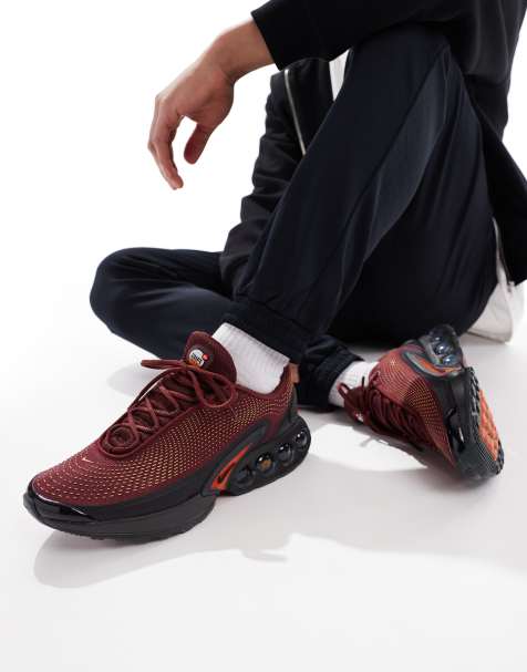 Nike Air Max DN sneakers in red and black - view 1