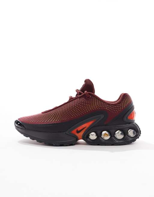 Nike Air Max DN sneakers in red and black, 2 of 5
