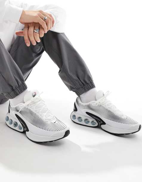 Nike Air Max DN sneakers in white and black - view 1