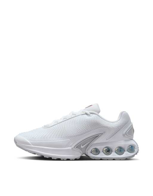 Nike Air Max DN sneakers in white and silver, 4 of 5