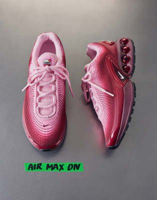 Nike Nike Air Max DN trainers in dark burgundy-Red